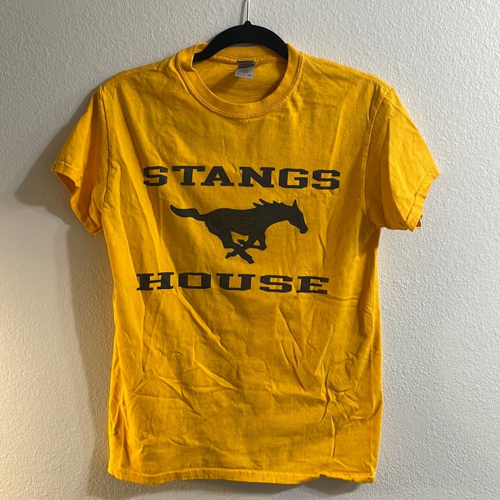 Mustang T-Shirt yellow stangs house shirt - Sz S